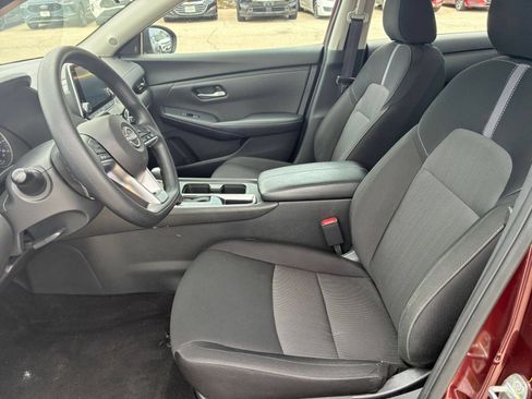 Used 2025 Nissan Sentra SV FWD image 24