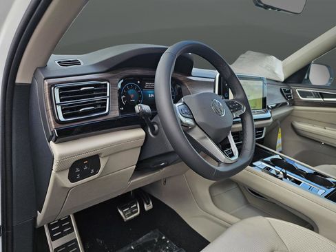 New 2026 Volkswagen Atlas SEL Premium R-Line image 11