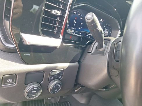 Used 2023 Chevrolet Silverado 1500 LT RWD image 19