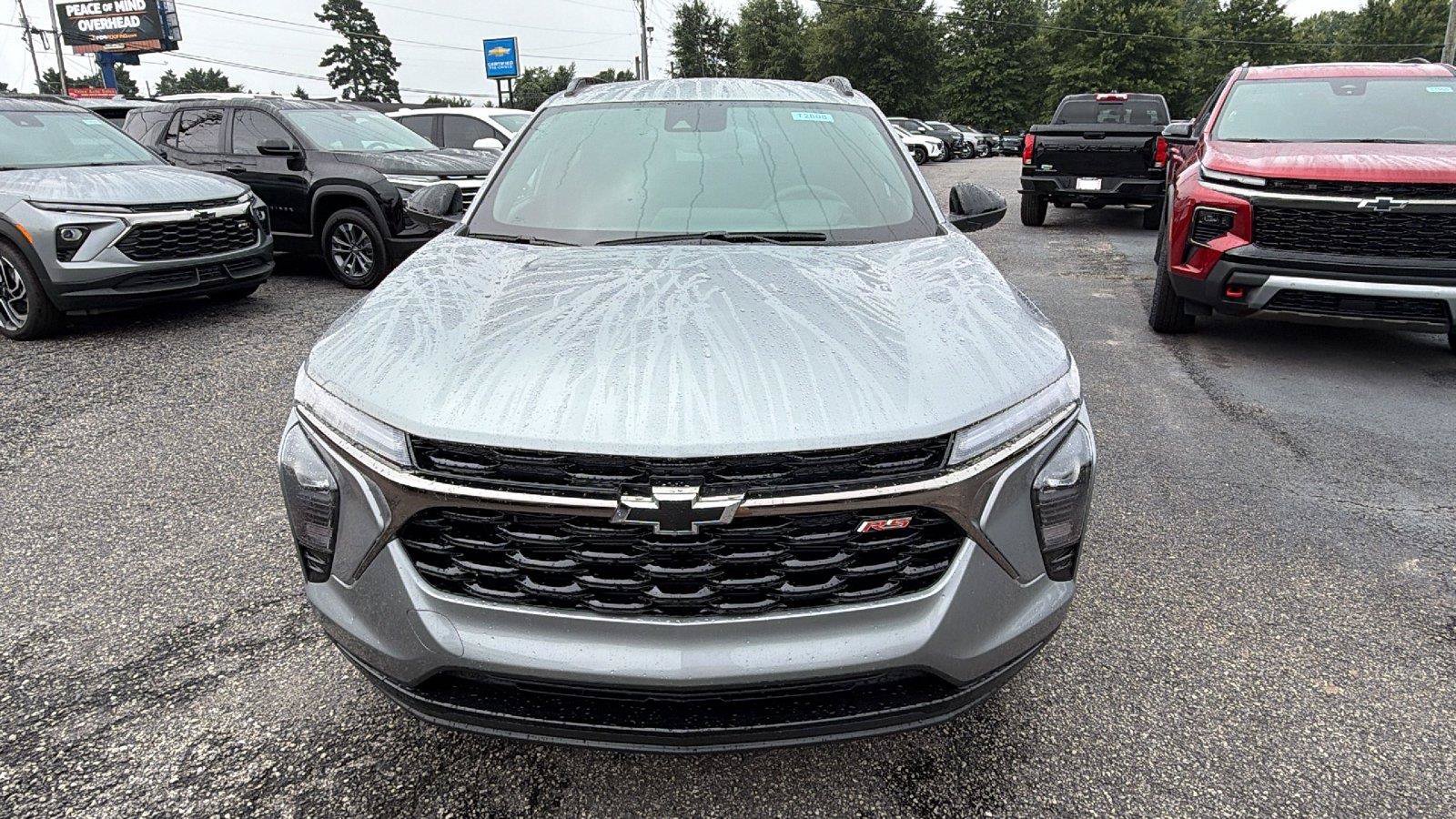 New 2026 Chevrolet Trax RS w/ Driver Confidence Package FWD image 2