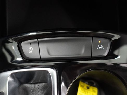 Used 2026 Chevrolet Trax ACTIV w/ Driver Confidence Package FWD image 16