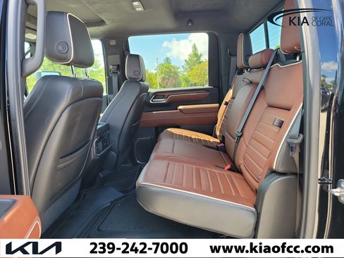 Used 2024 GMC Sierra 2500 Denali Ultimate w/ Snow Plow Prep/Camper Package AWD/4WD image 13