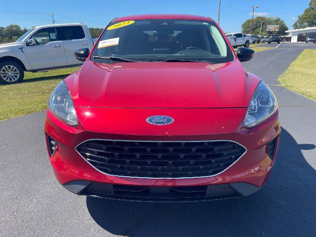Certified 2022 Ford Escape SE w/ SE Sport Appearance Package FWD image 5