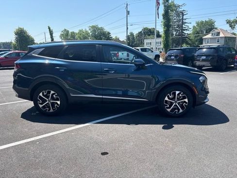 Used 2023 Kia Sportage EX AWD/4WD image 5