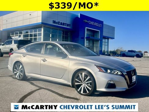 Used 2019 Nissan Altima 2.5 SR w/ SR Premium Package image 1