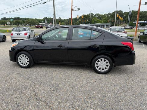 Used 2017 Nissan Versa S Plus FWD image 12