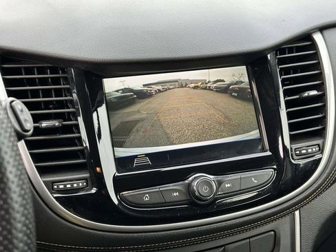 Used 2018 Chevrolet Trax LS image 4