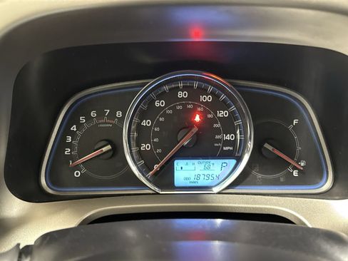 Used 2013 Toyota RAV4 Limited AWD/4WD image 12