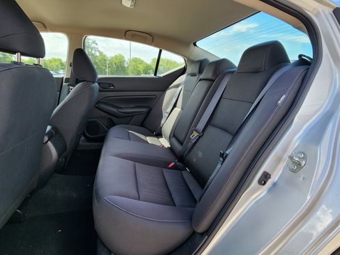 Used 2024 Nissan Altima 2.5 SV FWD image 18