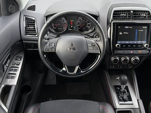 Used 2024 Mitsubishi Outlander Sport SE image 14