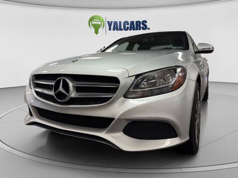 Used 2018 Mercedes-Benz C 300 4MATIC Sedan w/ Multimedia Package image 9