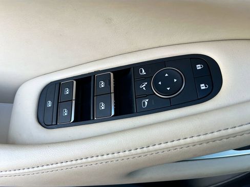 Used 2023 INFINITI QX60 Sensory w/ Vision Package image 18