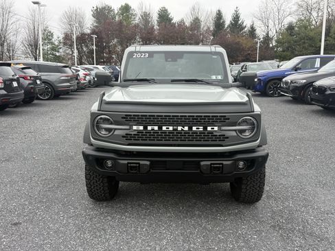 Used 2023 Ford Bronco Badlands image 2