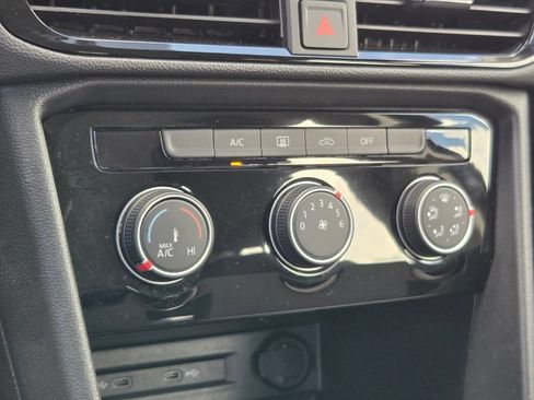 Certified 2024 Volkswagen Taos S FWD image 14
