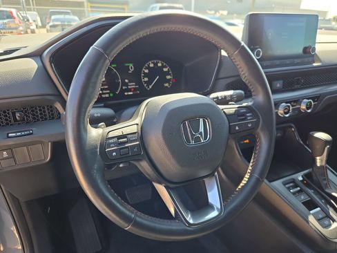 Used 2023 Honda CR-V Sport image 16