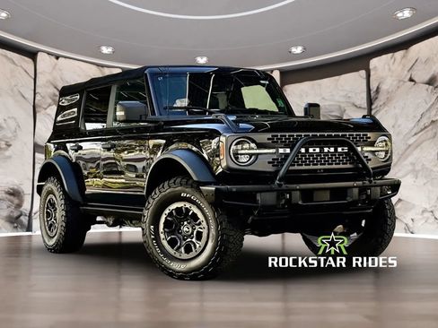 Used 2022 Ford Bronco Badlands w/ Sasquatch Package AWD/4WD image 13