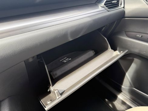 Used 2020 MAZDA CX-5 Touring image 18