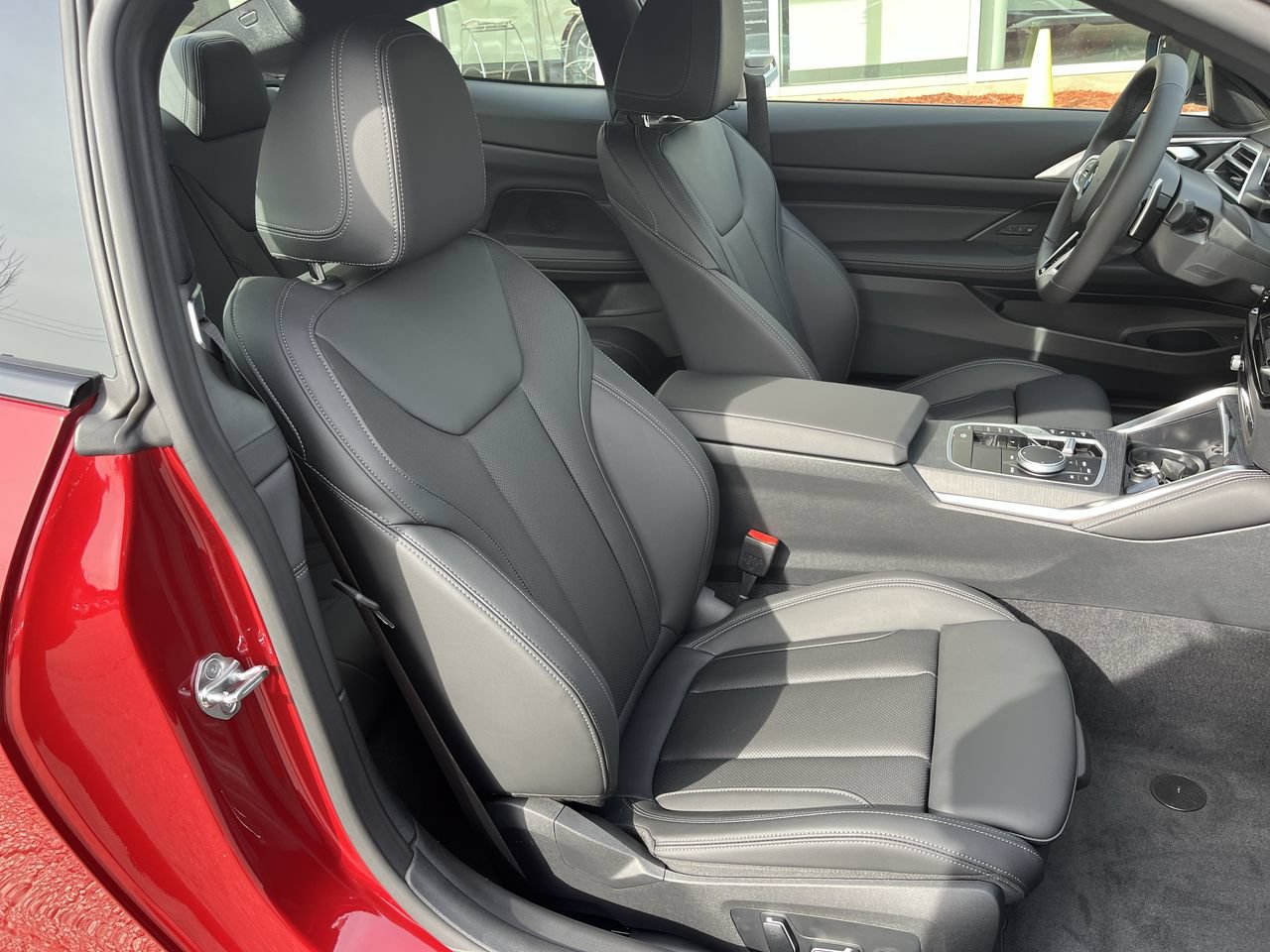 Used 2026 BMW 430i Coupe w/ M Sport Package RWD image 36