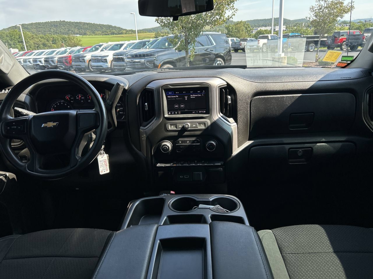 Used 2021 Chevrolet Silverado 1500 Custom AWD/4WD image 18