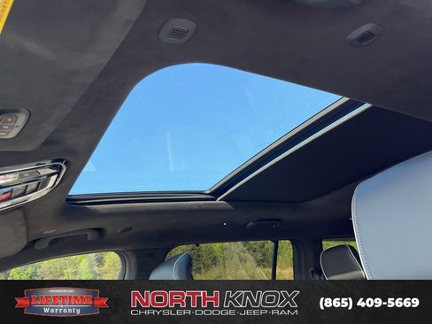 Used 2024 Jeep Grand Cherokee L Summit image 7