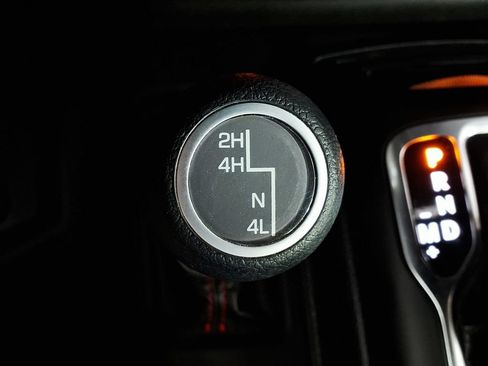 Used 2021 Jeep Wrangler Unlimited Rubicon AWD/4WD image 17