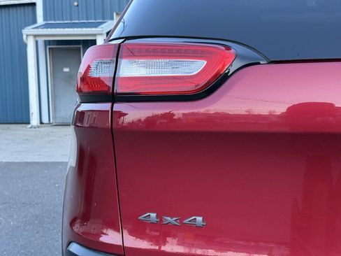 Used 2014 Jeep Cherokee Trailhawk w/ Technology Group image 34