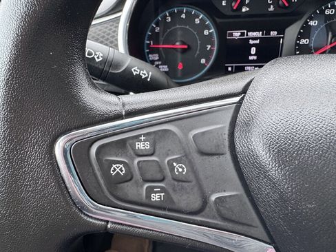 Used 2018 Chevrolet Malibu LT image 24