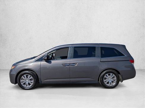 Used 2016 Honda Odyssey SE image 8