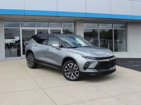 New 2026 Chevrolet Blazer RS w/ Driver Confidence II Package AWD/4WD image 4