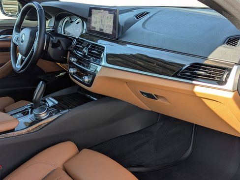 Used 2019 BMW 540i xDrive w/ Convenience Package image 29