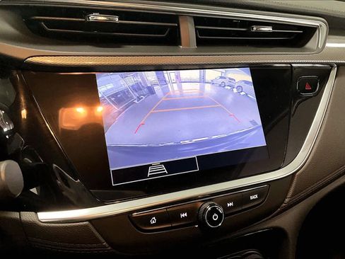 Used 2022 Buick Encore GX Essence w/ Experience Buick Package image 24