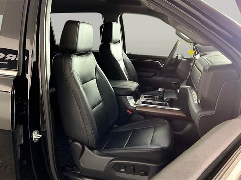 Used 2023 GMC Sierra 1500 SLT w/ SLT Premium Plus Package RWD image 9