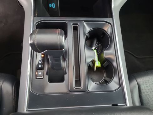 Used 2024 Ford F150 Lariat w/ Tow/Haul Package image 25