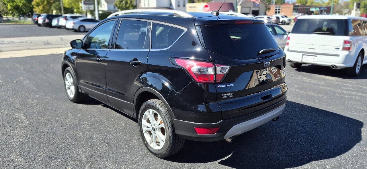 Used 2017 Ford Escape Titanium AWD/4WD image 3