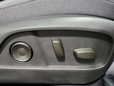 New 2026 GMC Terrain AT4 w/ Convenience Package III image 31