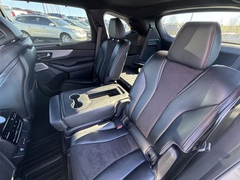 Used 2025 Acura MDX A-Spec image 14