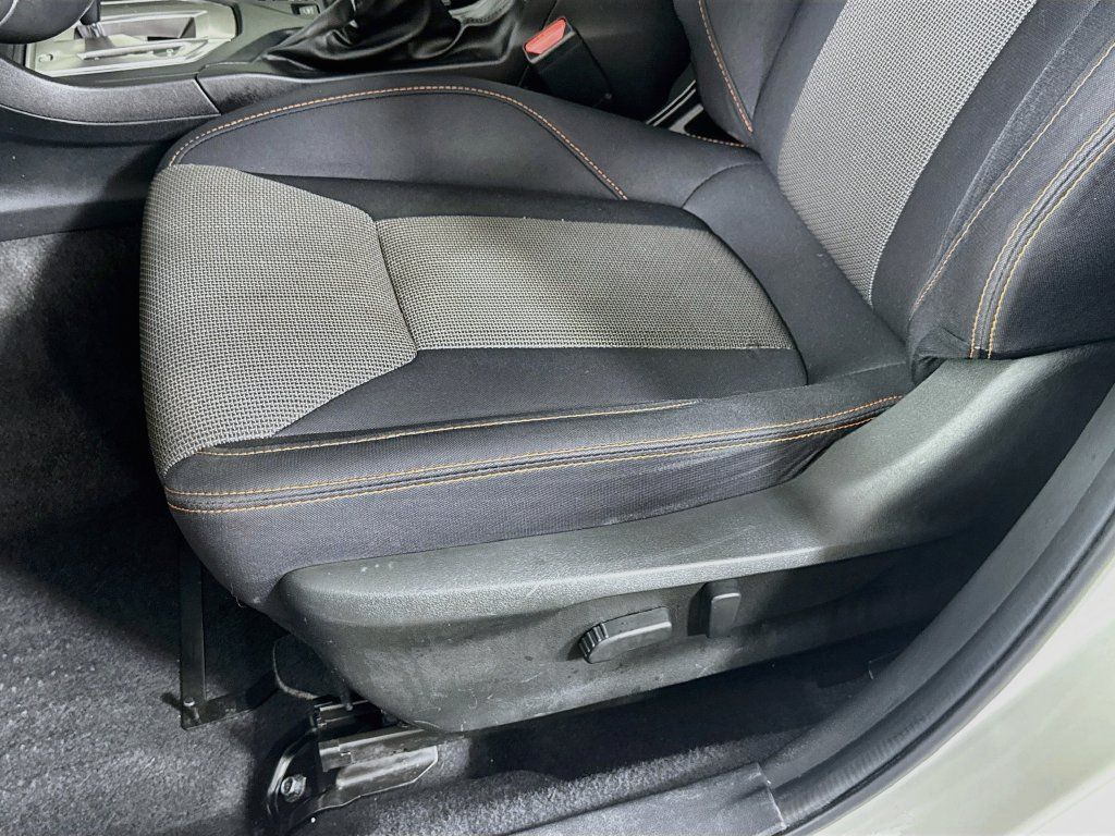 Used 2021 Subaru Crosstrek 2.0i Premium w/ Moonroof Package AWD/4WD image 23