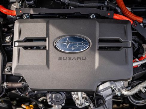 Used 2025 Subaru Forester Premium AWD/4WD image 31