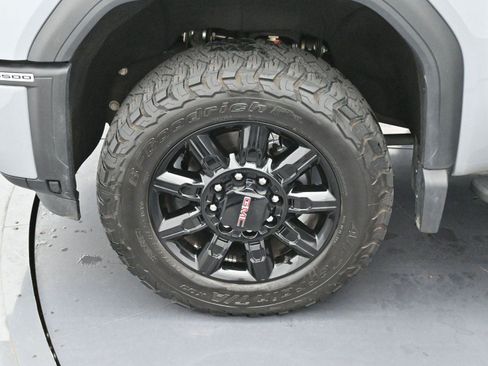 Used 2024 GMC Sierra 3500 AT4 w/ AT4 Premium Plus Package image 33