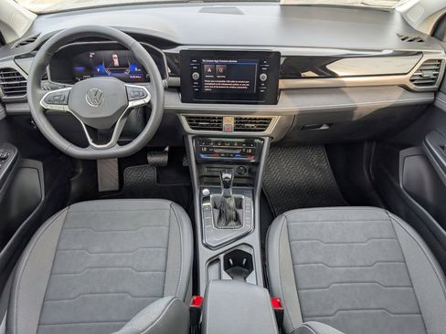 New 2026 Volkswagen Taos SE image 26