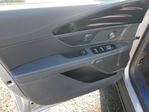 New 2026 Lincoln Nautilus Premier w/ Equipment Group 102A image 8