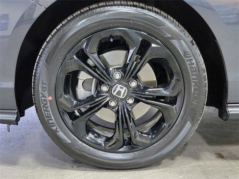 Certified 2025 Honda Accord LX image 11