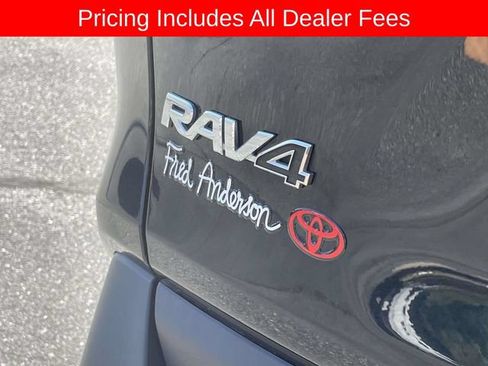Used 2024 Toyota RAV4 XLE AWD/4WD image 11