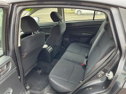 Used 2012 Subaru Impreza 2.0i image 8