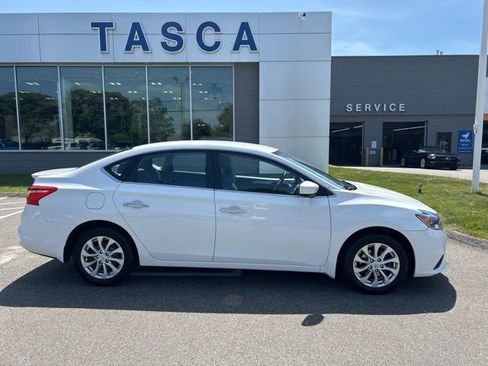 Used 2019 Nissan Sentra S w/ Appearance Package FWD image 8