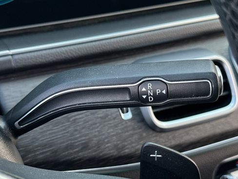 Certified 2022 Mercedes-Benz GLS 450 4MATIC image 19