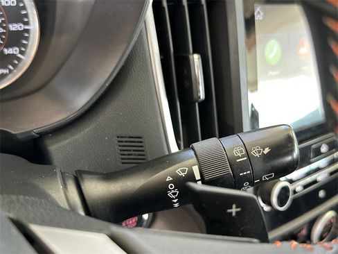 Used 2019 Subaru Crosstrek 2.0i Limited w/ Moonroof Package w/Navigation image 23