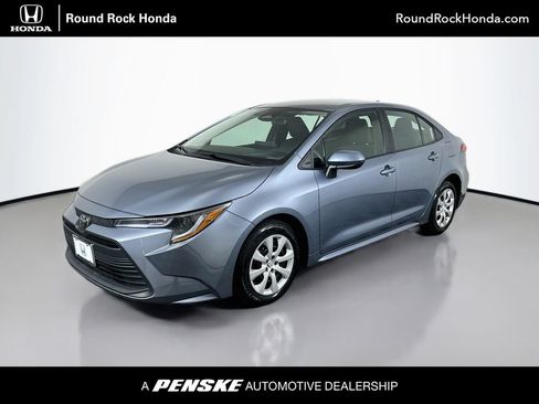Used 2025 Toyota Corolla LE FWD image 1