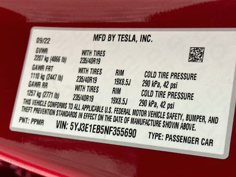 Used 2022 Tesla Model 3 Long Range AWD/4WD image 12