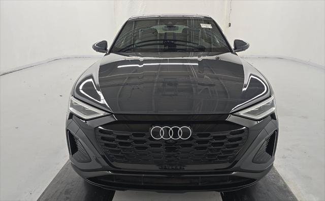 Used 2024 Audi Q8 e-tron Premium Plus AWD/4WD image 7